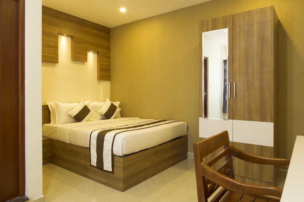Hostess Thekkady Hotel Екстериор снимка