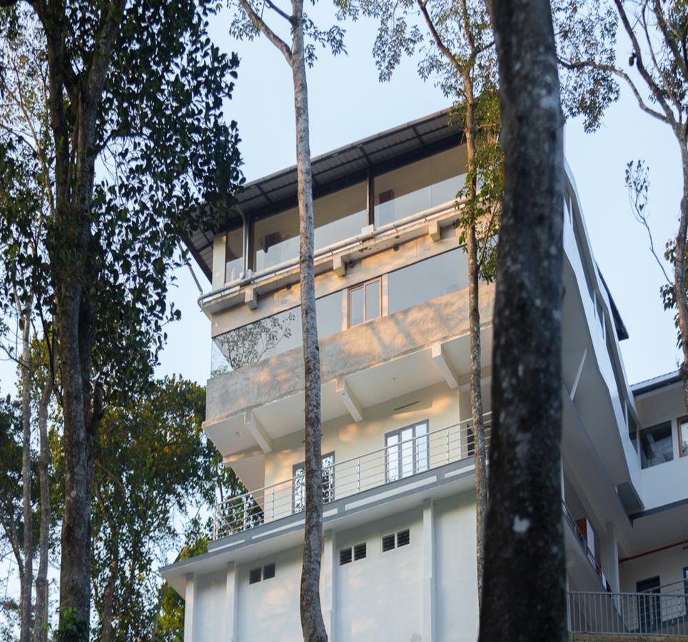 Hostess Thekkady Hotel Екстериор снимка