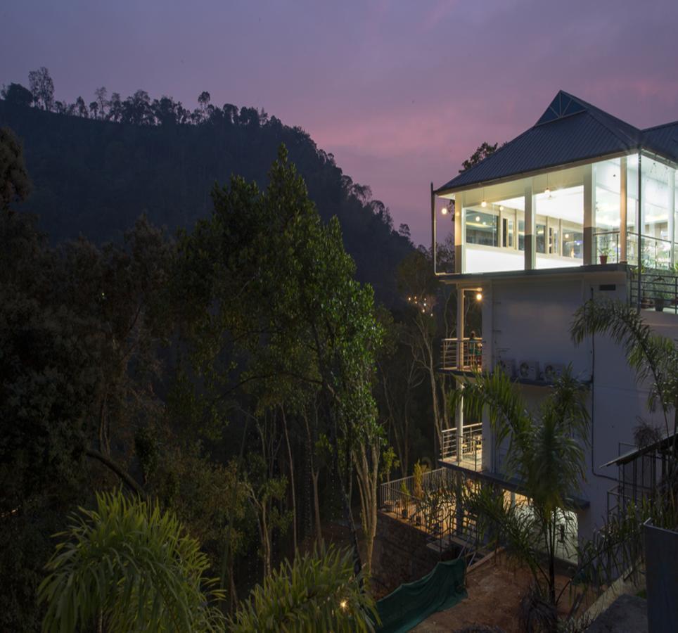 Hostess Thekkady Hotel Екстериор снимка