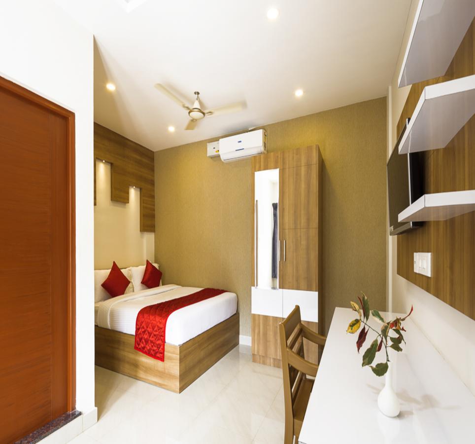 Hostess Thekkady Hotel Екстериор снимка