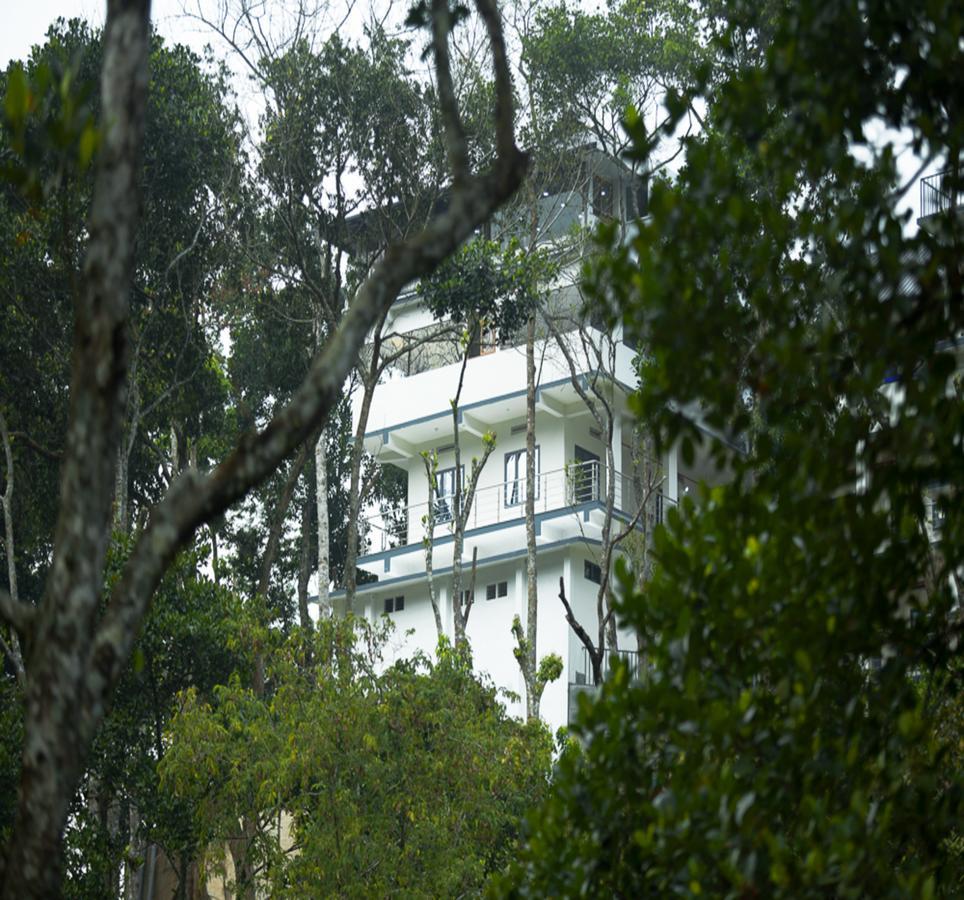 Hostess Thekkady Hotel Екстериор снимка