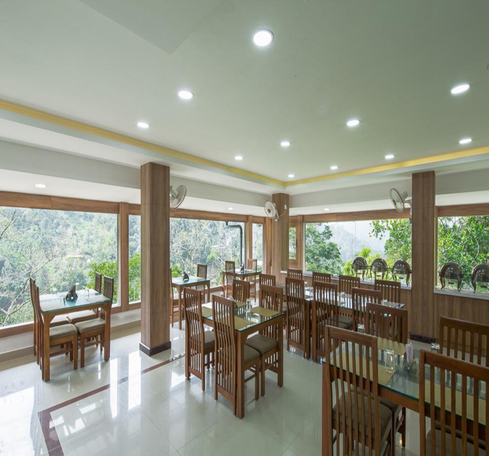 Hostess Thekkady Hotel Екстериор снимка